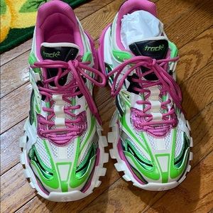 BALENCIAGA
White & Green Track.2 Sneakers